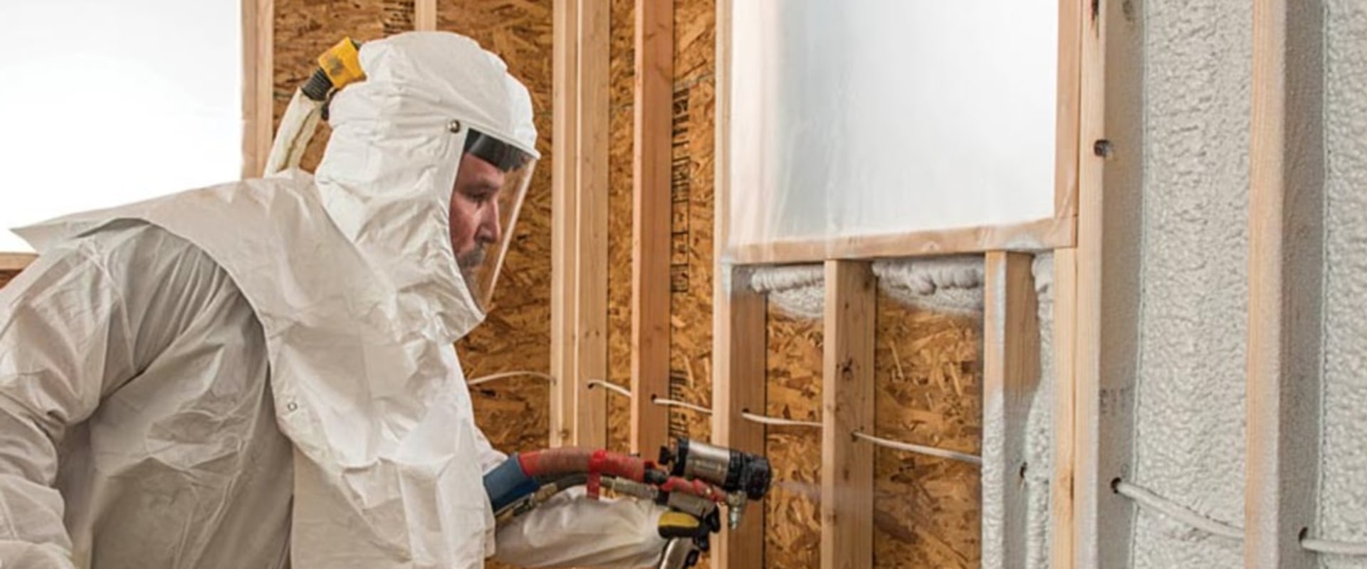 Choosing the Right Professional Insulator for Your Home